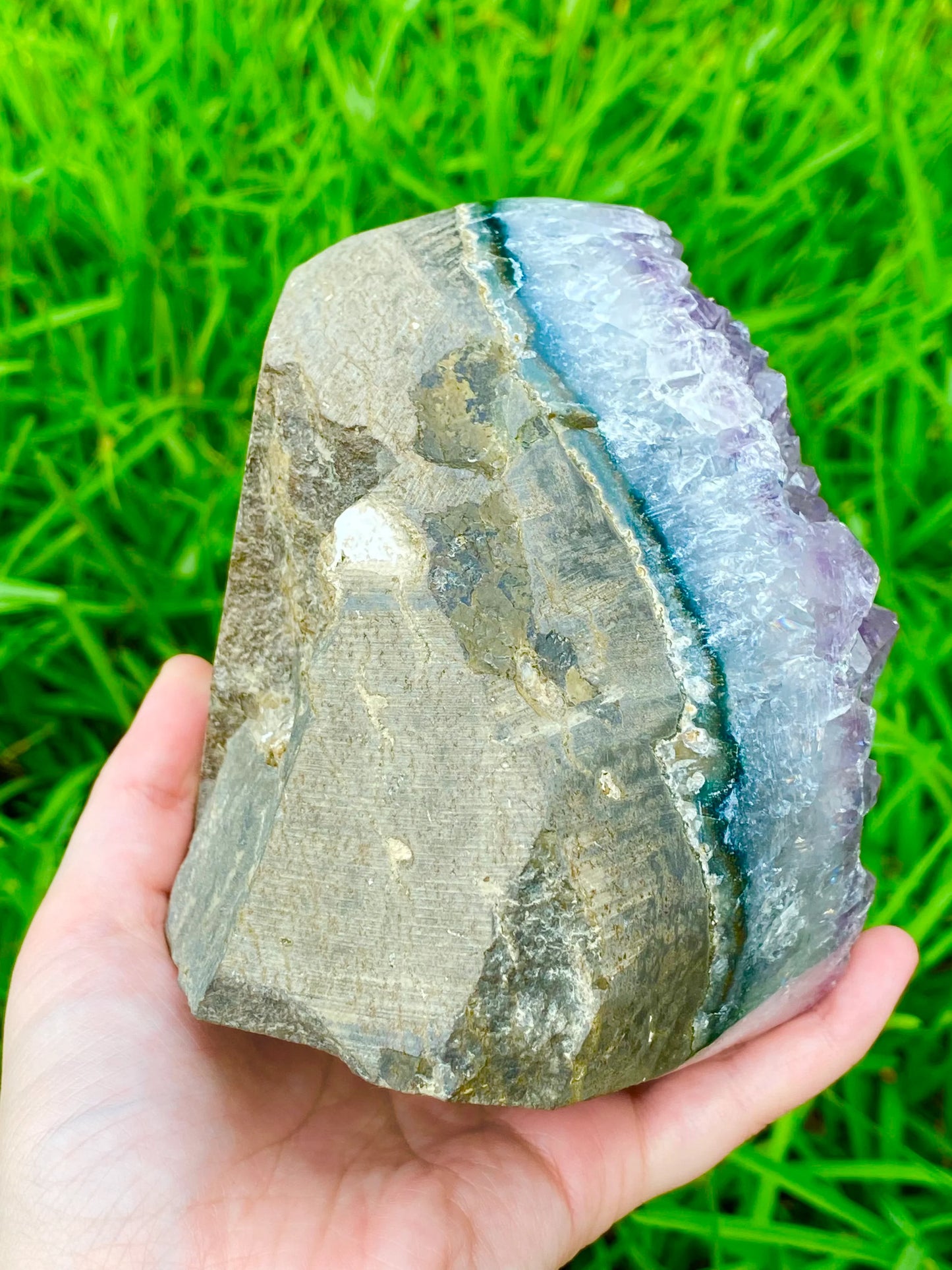 Amethyst Cut Base 3.9 lbs'
