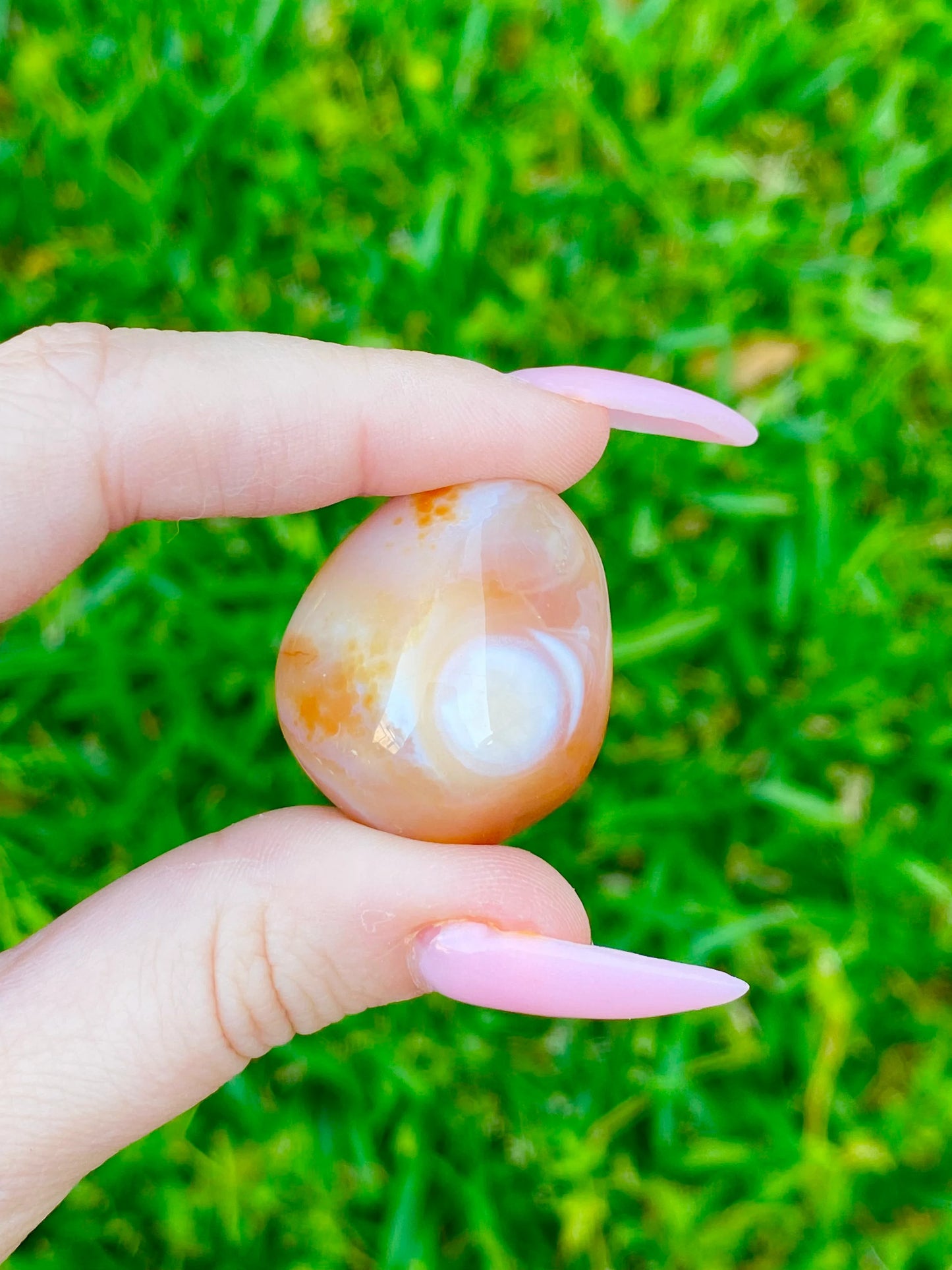 Carnelian Tumble Crystal / Banded 1-1.50"