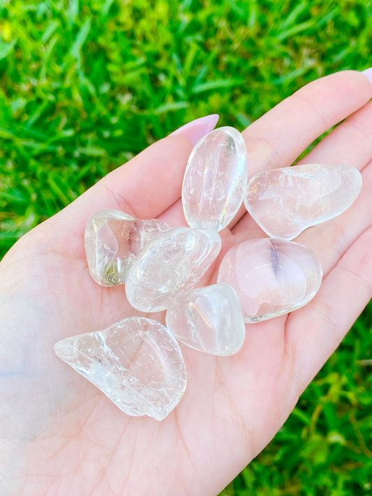 Clear Quartz Tumble Crystal *DIFFERENT SIZES*