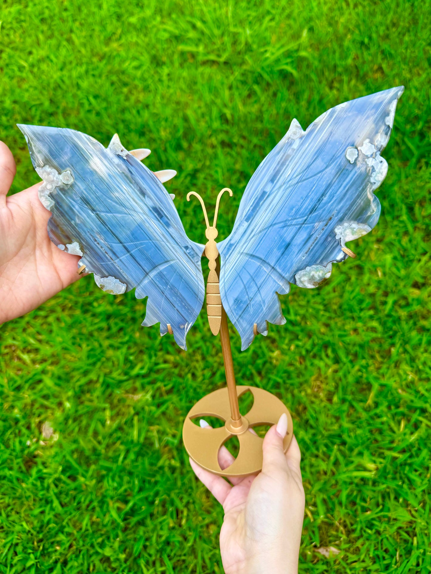 10" Banded Agate Butterfly