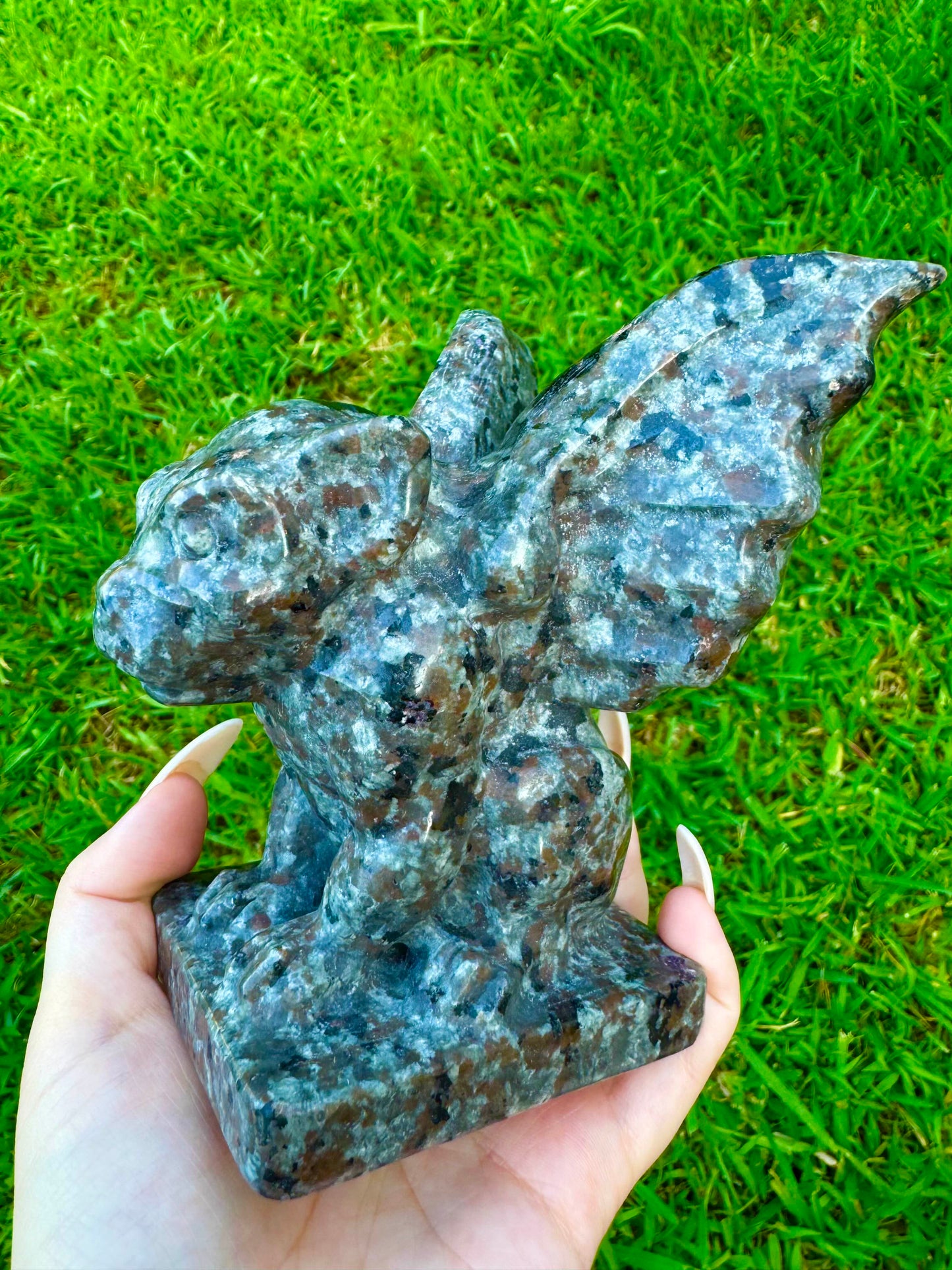 4.9" Large Yooperlite Gargoyle *UV REACTION*