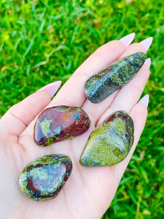 Bloodstone Tumble Crystal 1-1.50"