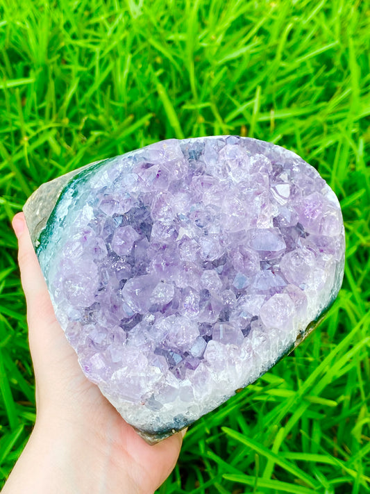 Amethyst Cut Base 3.9 lbs'